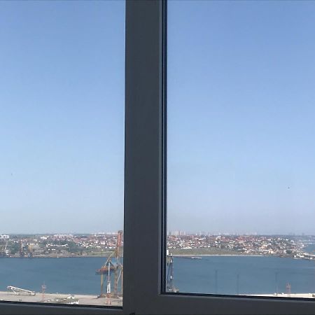 Flat with the sea view Chornomorsk Exterior foto